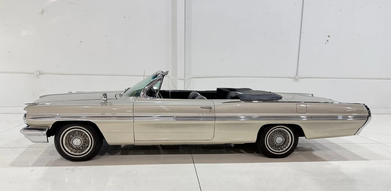 1962 Pontiac Bonneville 2nd Gen - Image 11 of 18