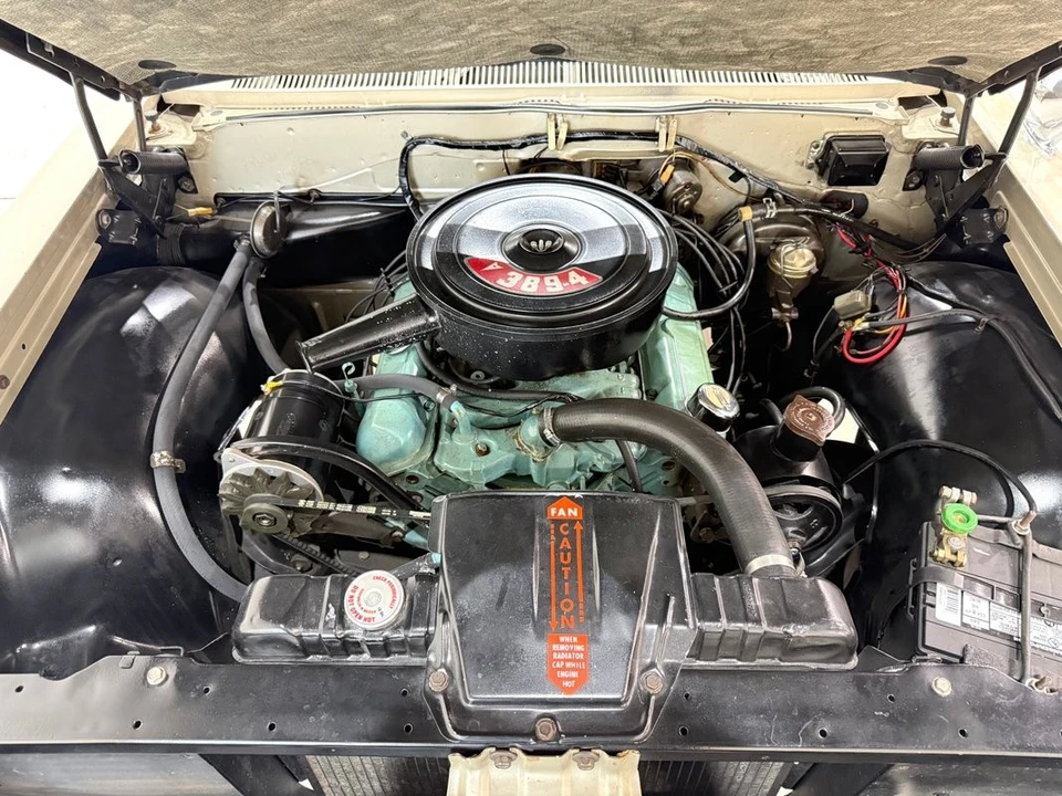 1962 Pontiac Bonneville 2nd Gen - Image 16 of 18