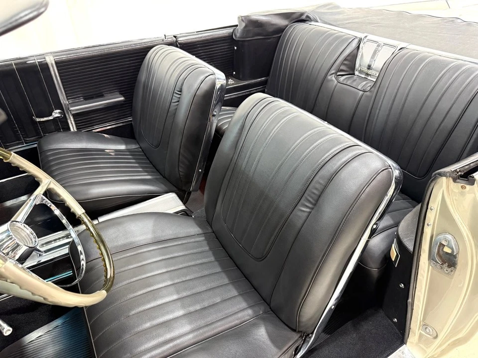 1962 Pontiac Bonneville 2nd Gen - Image 9 of 18