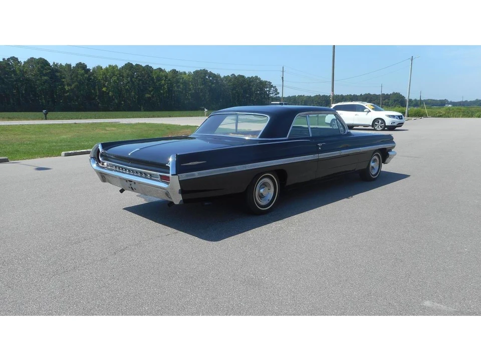 1962 Pontiac Bonneville 2nd Gen - Image 6 of 11
