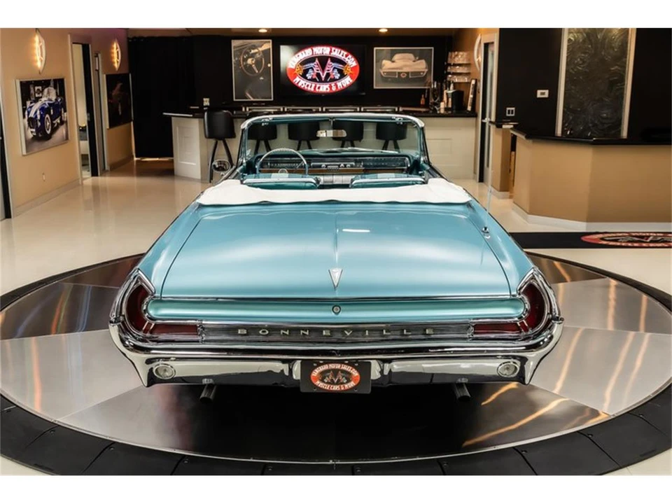 1962 Pontiac Bonneville 2nd Gen - Image 17 of 31