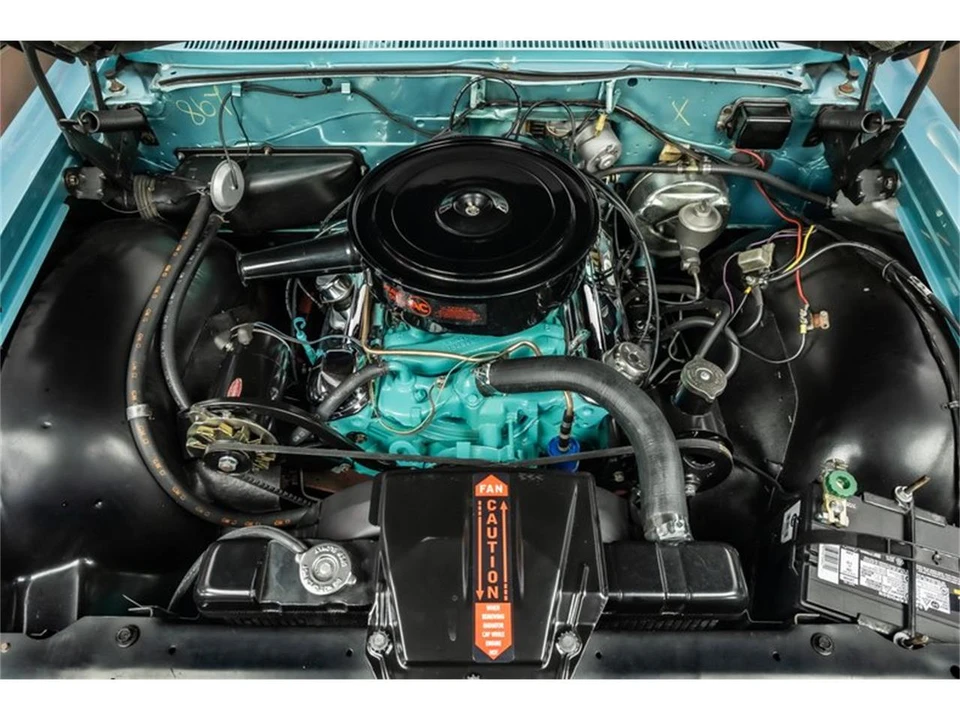1962 Pontiac Bonneville 2nd Gen - Image 4 of 31