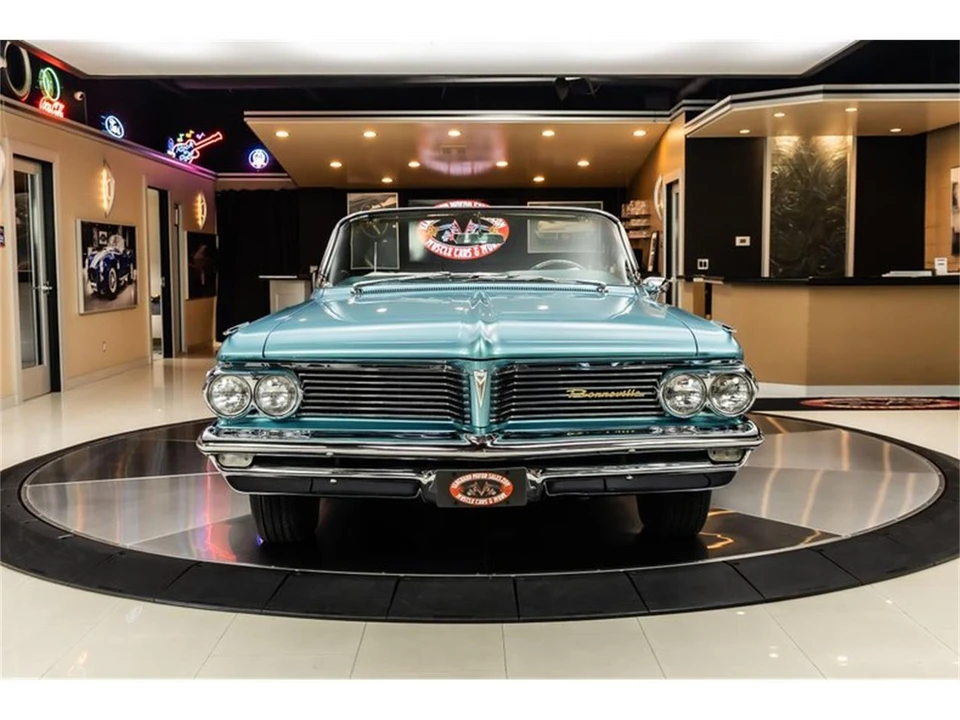 1962 Pontiac Bonneville 2nd Gen - Image 9 of 31