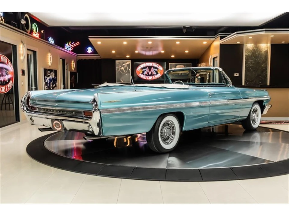 1962 Pontiac Bonneville 2nd Gen - Image 14 of 31
