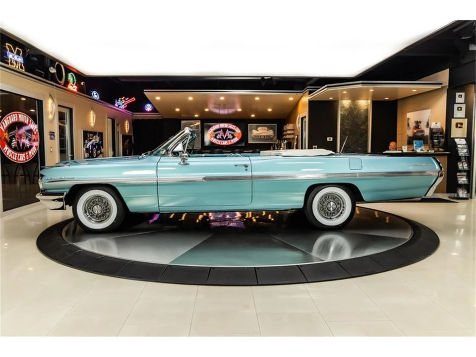 1962 Pontiac Bonneville 2nd Gen - Image 20 of 31