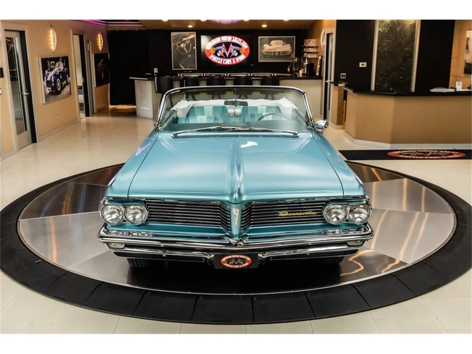 1962 Pontiac Bonneville 2nd Gen - Image 10 of 31