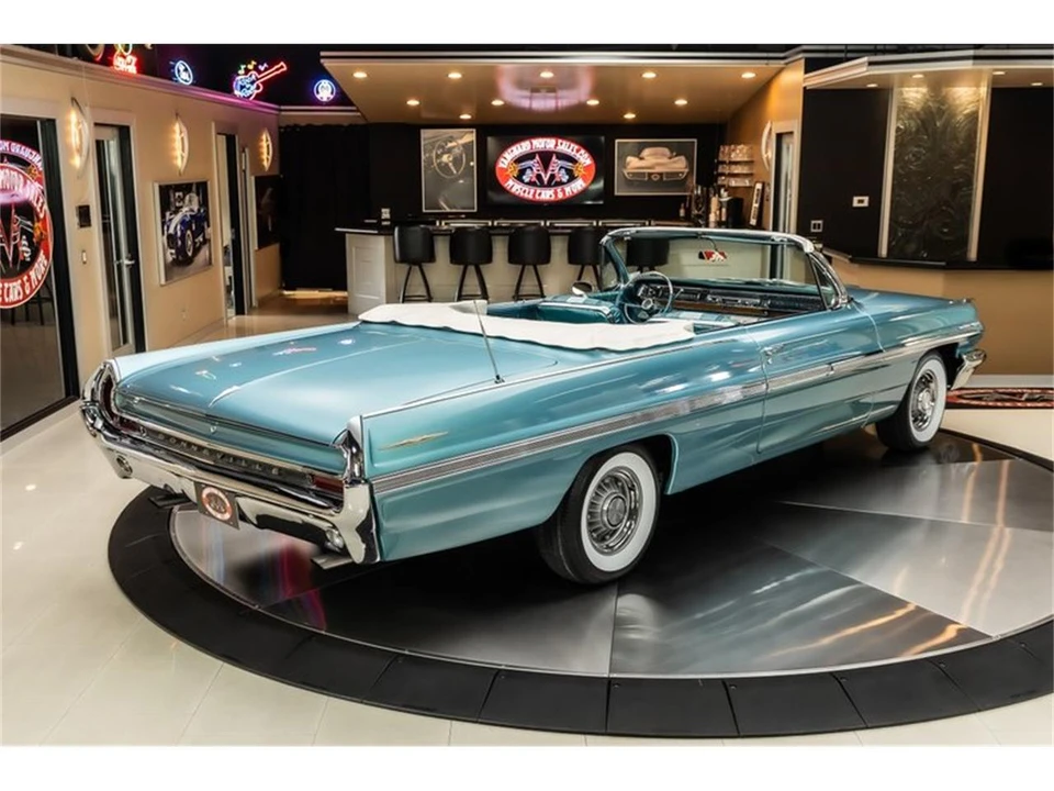 1962 Pontiac Bonneville 2nd Gen - Image 15 of 31