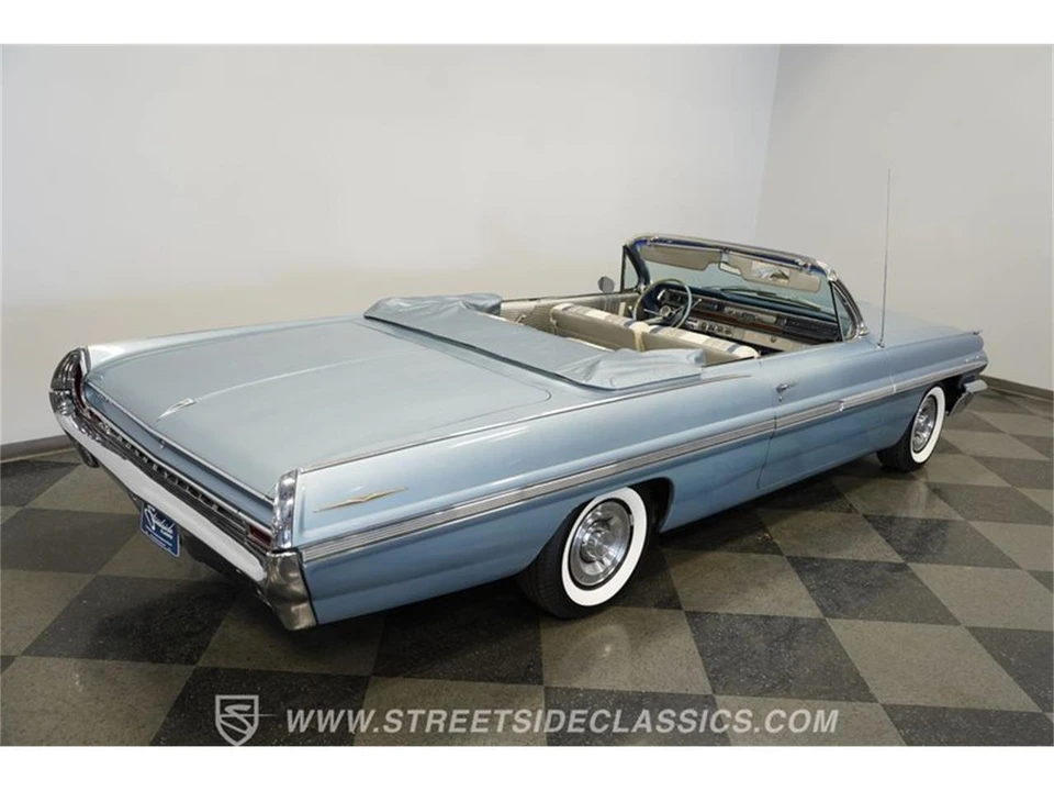 1962 Pontiac Bonneville 2nd Gen - Image 28 of 31