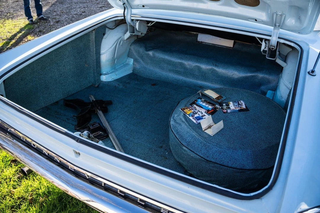 1962 Pontiac Bonneville 2nd Gen - Image 11 of 30