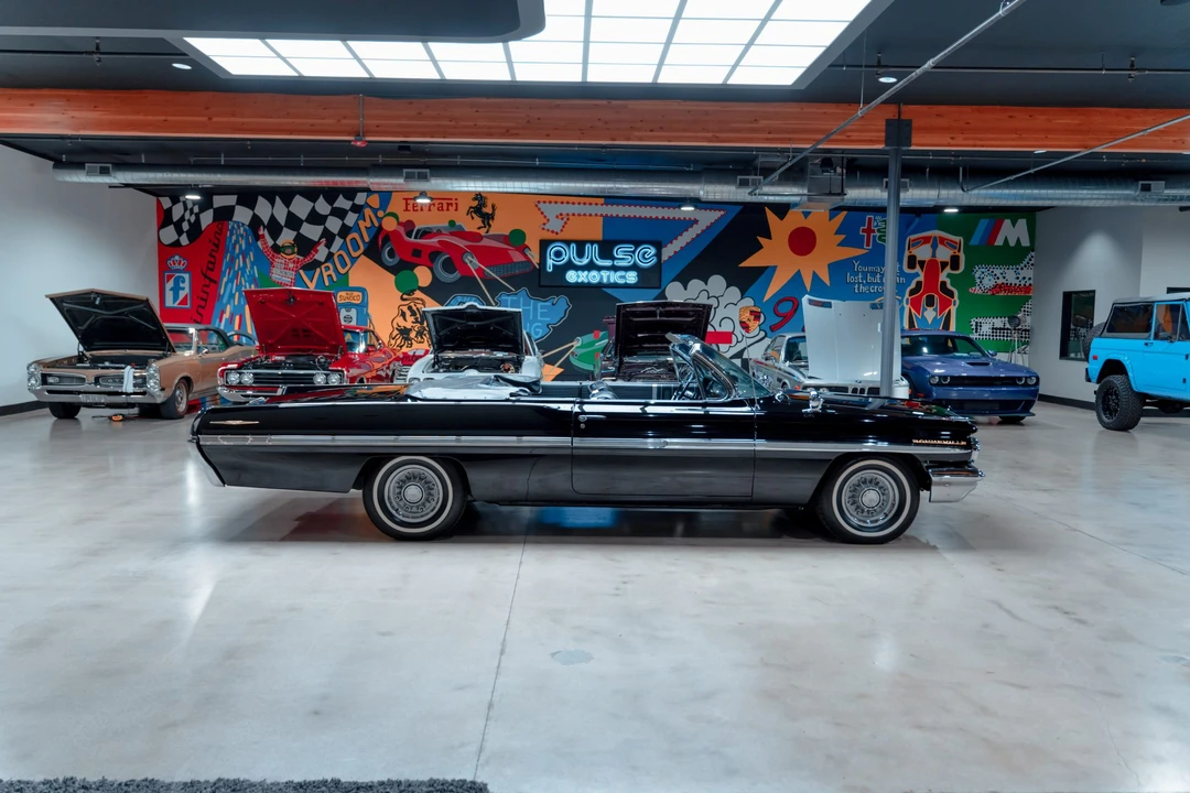 1962 Pontiac Bonneville 2nd Gen - Image 14 of 31