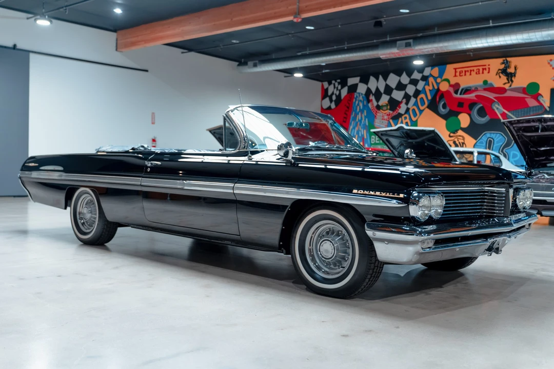 1962 Pontiac Bonneville 2nd Gen - Image 11 of 31