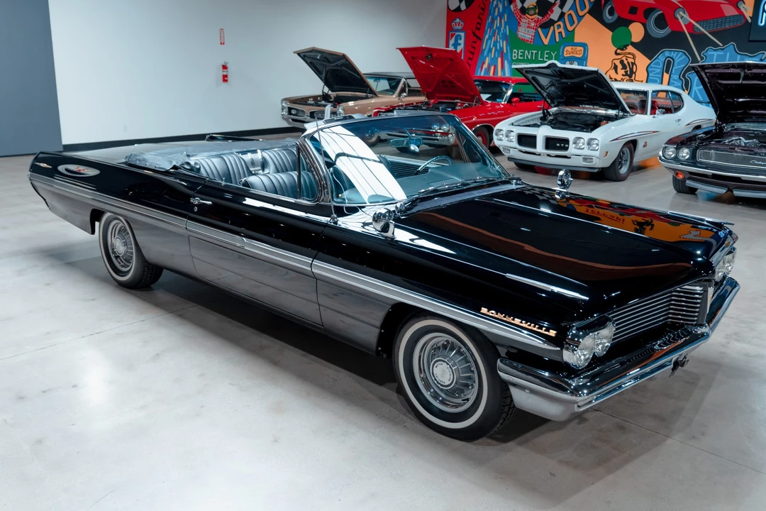 1962 Pontiac Bonneville 2nd Gen - Image 10 of 31