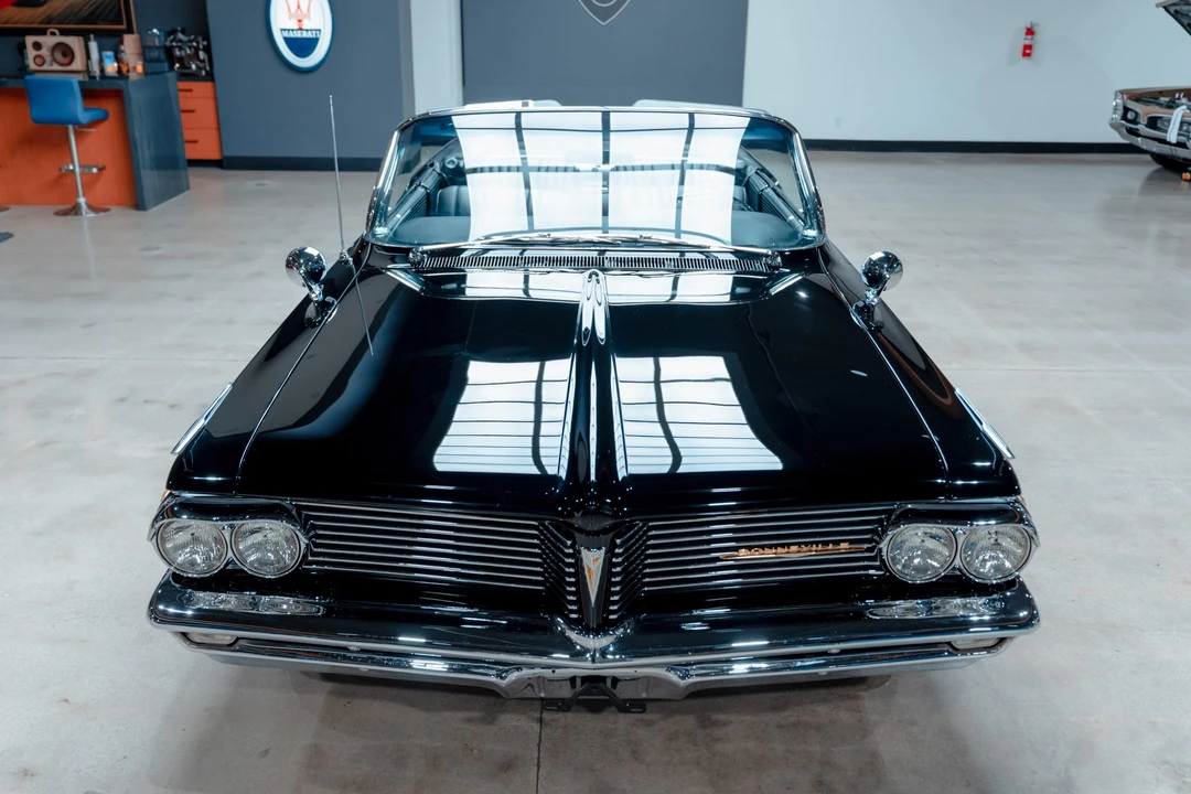 1962 Pontiac Bonneville 2nd Gen - Image 5 of 31