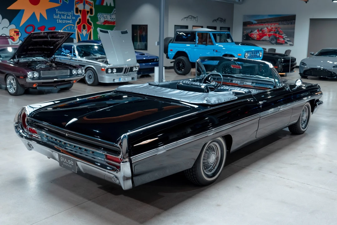 1962 Pontiac Bonneville 2nd Gen - Image 16 of 31