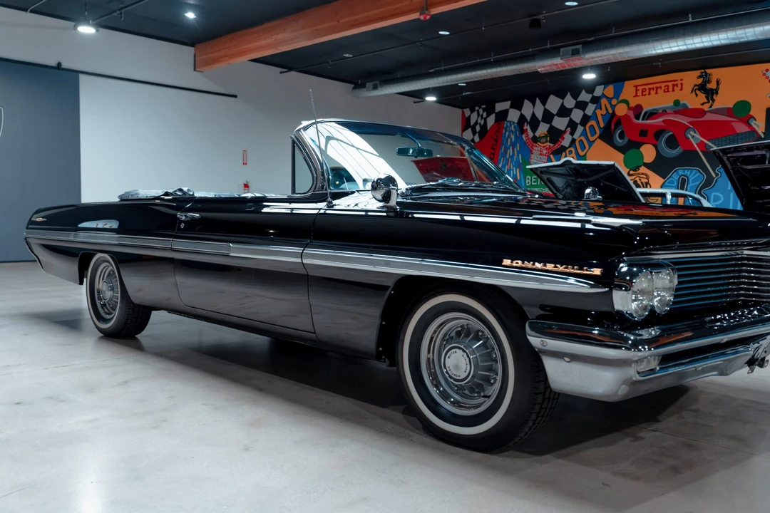 1962 Pontiac Bonneville 2nd Gen - Image 29 of 31