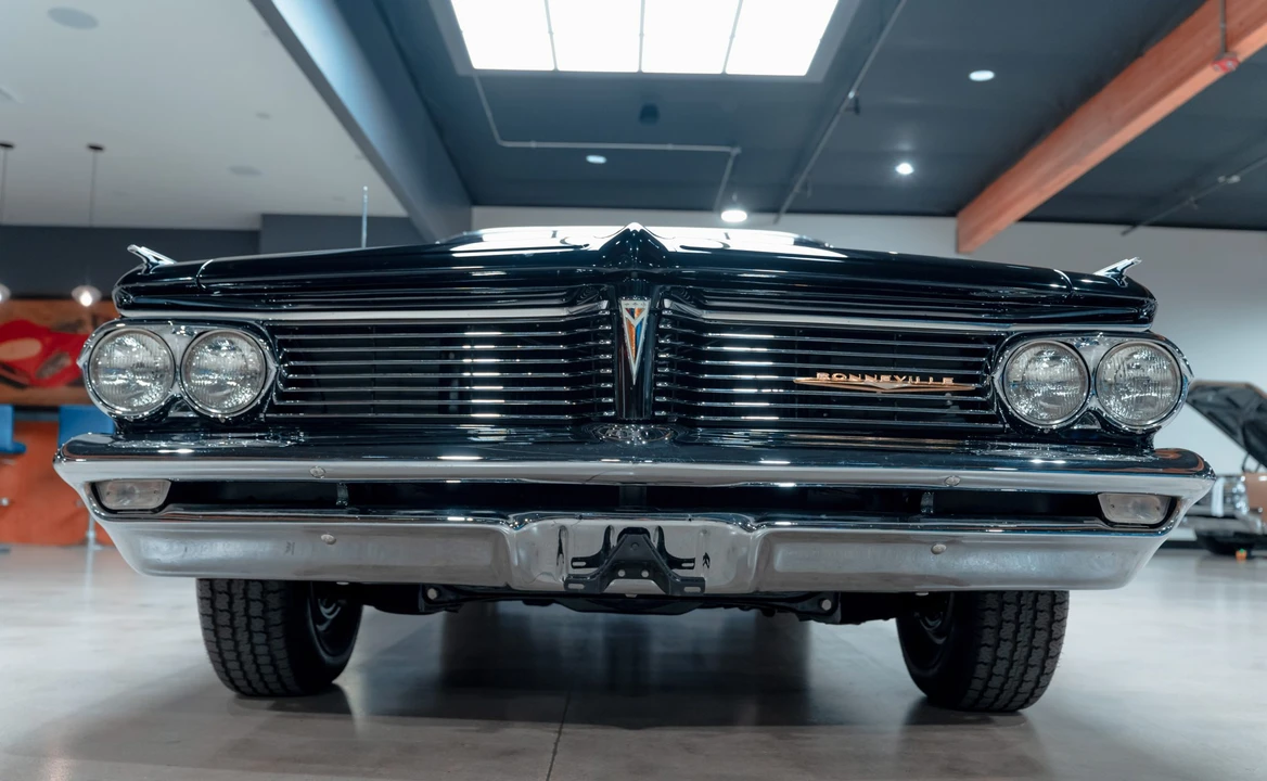 1962 Pontiac Bonneville 2nd Gen - Image 8 of 31