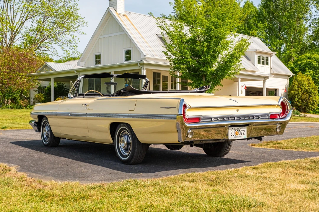 1962 Pontiac Bonneville 2nd Gen - Image 17 of 31