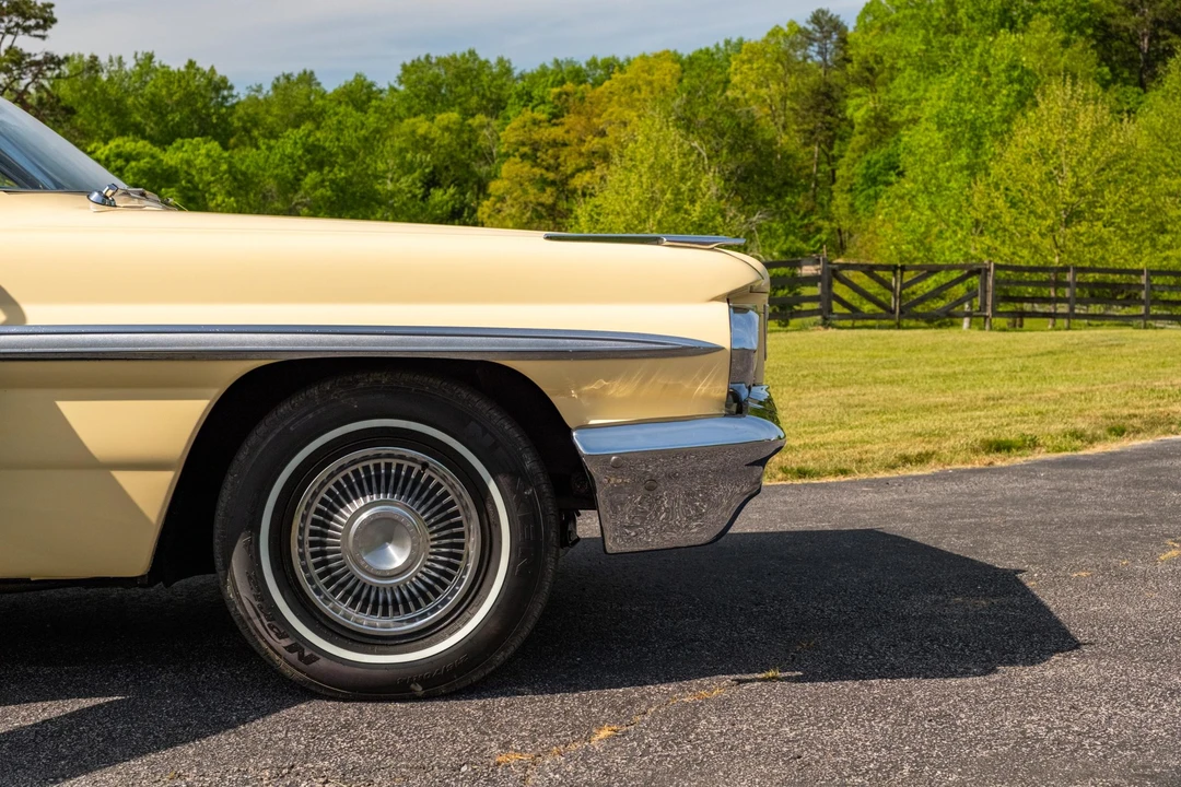1962 Pontiac Bonneville 2nd Gen - Image 26 of 31