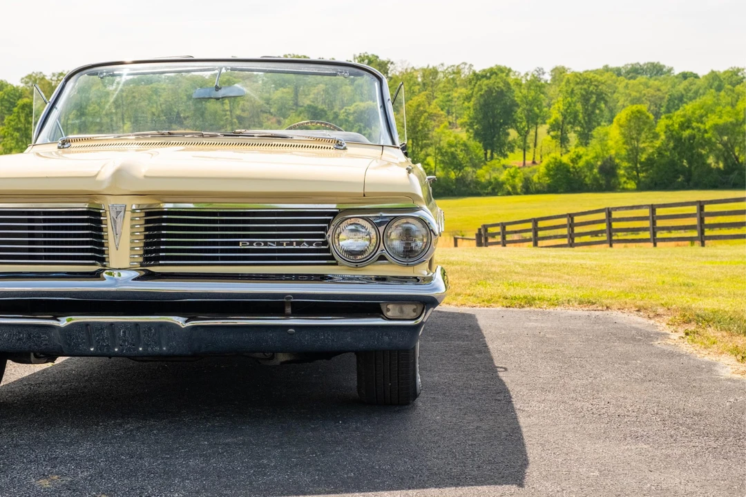 1962 Pontiac Bonneville 2nd Gen - Image 4 of 31