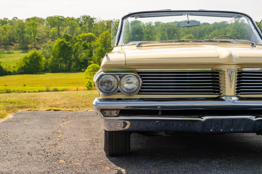 1962 Pontiac Bonneville 2nd Gen - Image 5 of 31