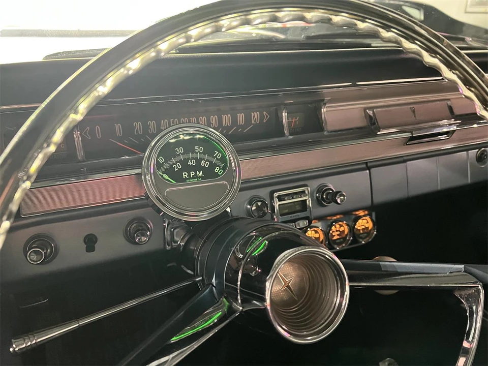 1962 Pontiac Catalina 3rd Gen - Image 27 of 30
