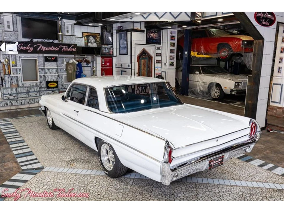 1962 Pontiac Catalina 3rd Gen - Image 31 of 31