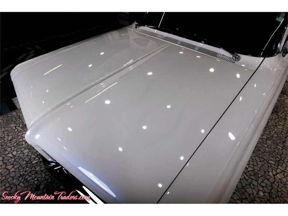 1962 Pontiac Catalina 3rd Gen - Image 6 of 31