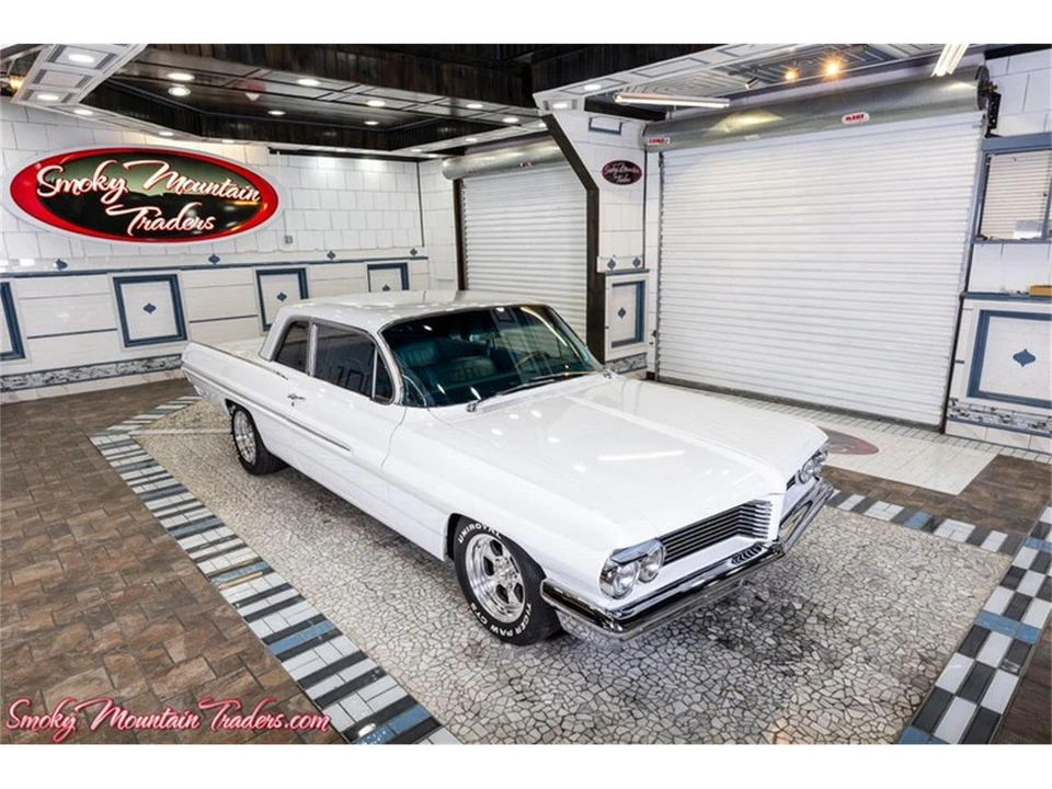 1962 Pontiac Catalina 3rd Gen - Image 14 of 31
