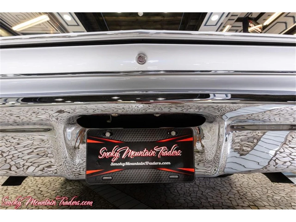 1962 Pontiac Catalina 3rd Gen - Image 30 of 31