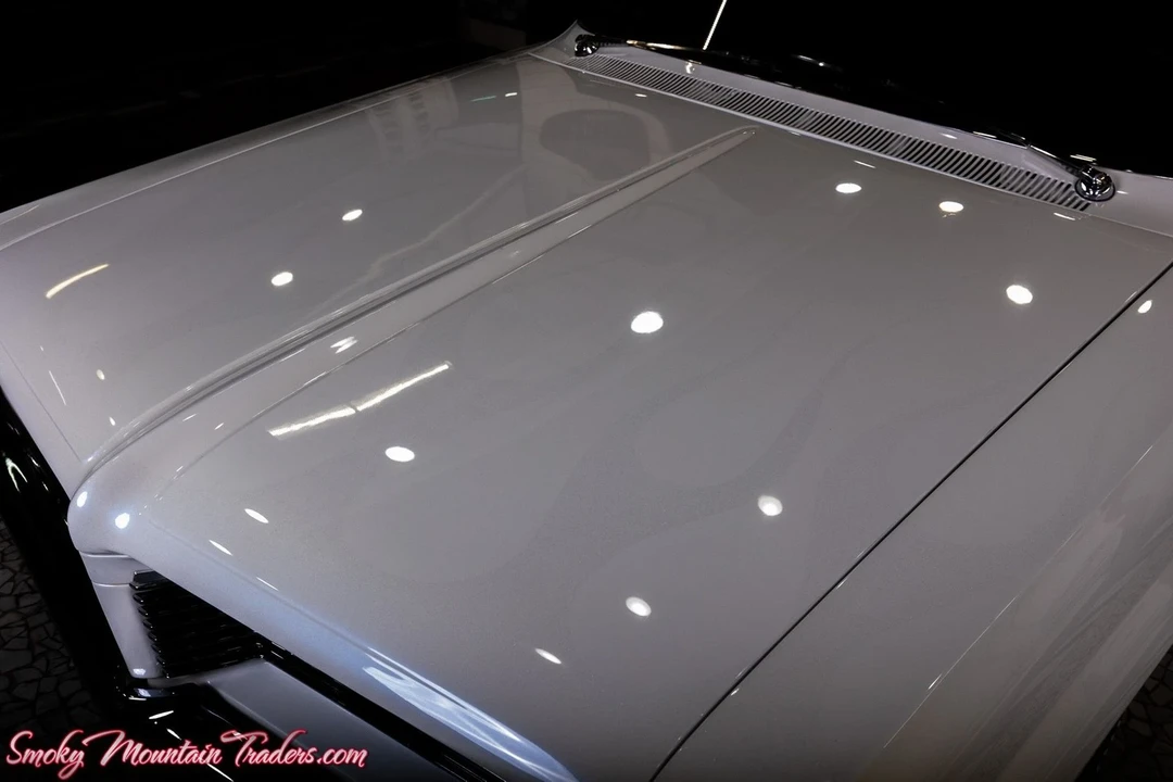 1962 Pontiac Catalina 3rd Gen - Image 5 of 31