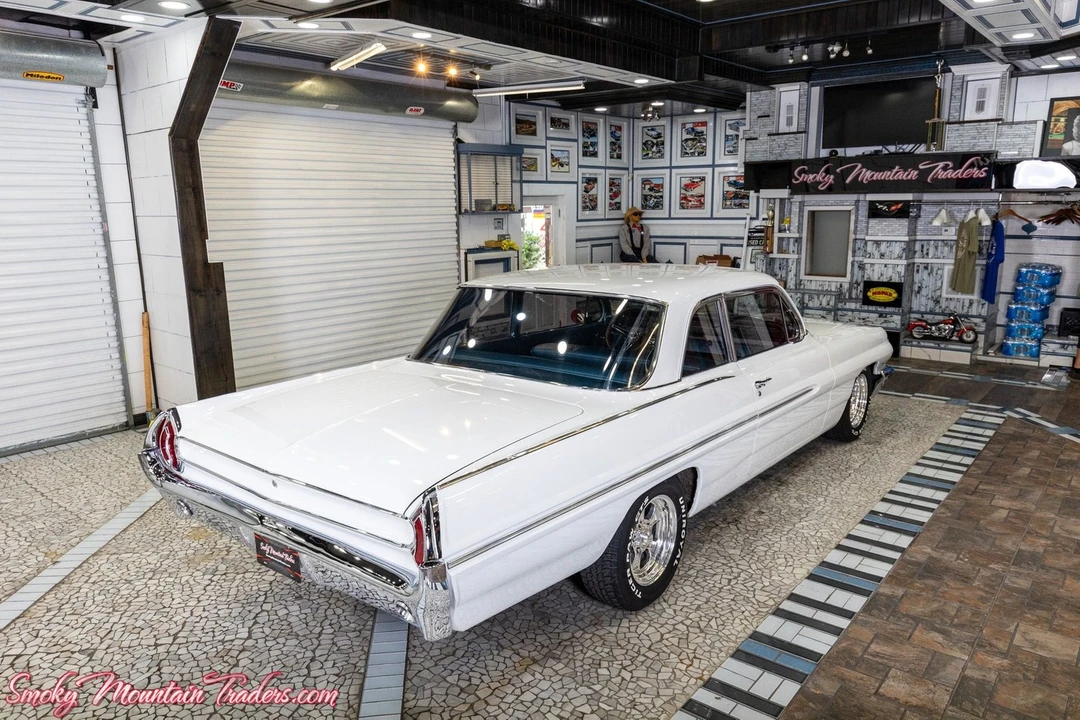 1962 Pontiac Catalina 3rd Gen - Image 23 of 31