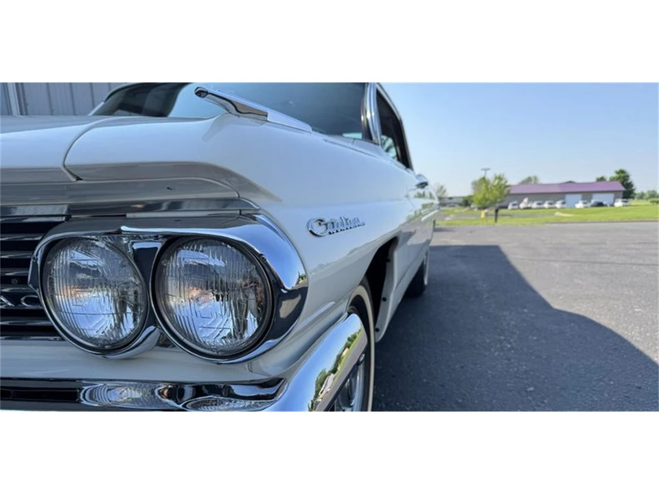 1962 Pontiac Catalina 3rd Gen - Image 17 of 31