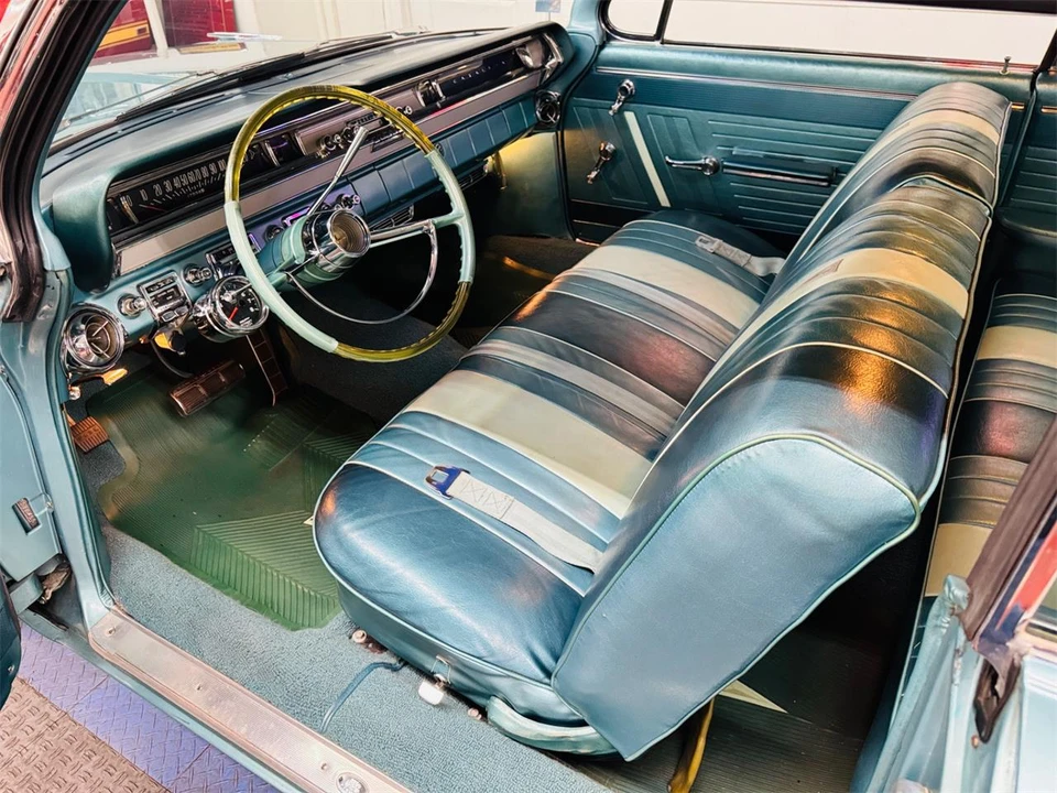 1962 Pontiac Catalina 3rd Gen - Image 17 of 31