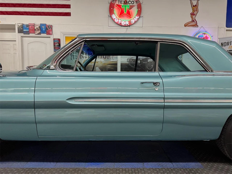 1962 Pontiac Catalina 3rd Gen - Image 21 of 31