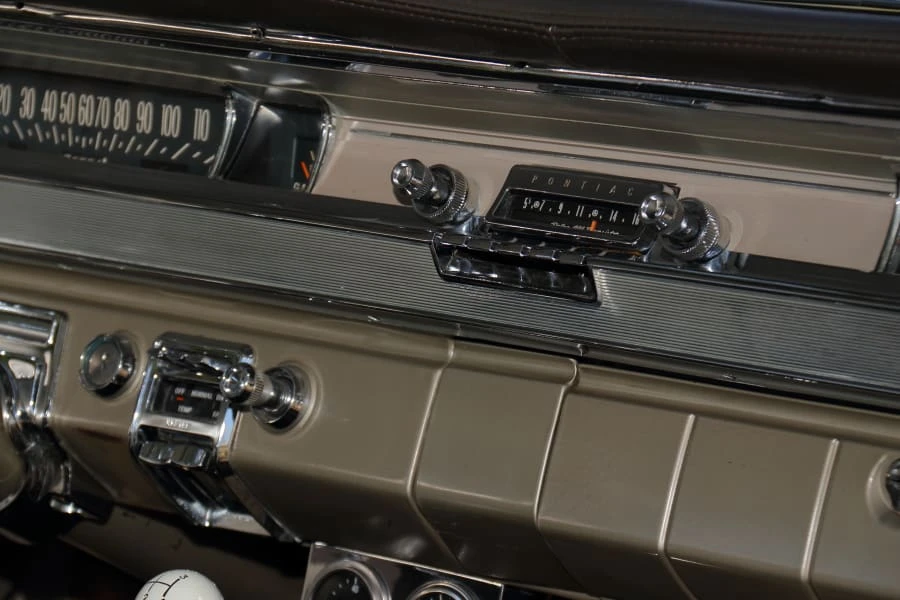 1962 Pontiac Catalina 3rd Gen - Image 25 of 31