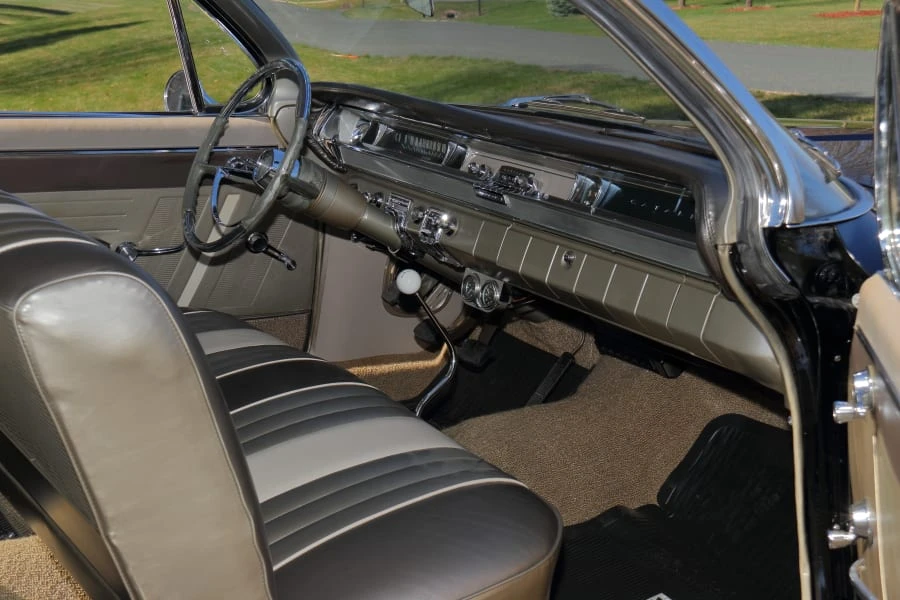 1962 Pontiac Catalina 3rd Gen - Image 29 of 31