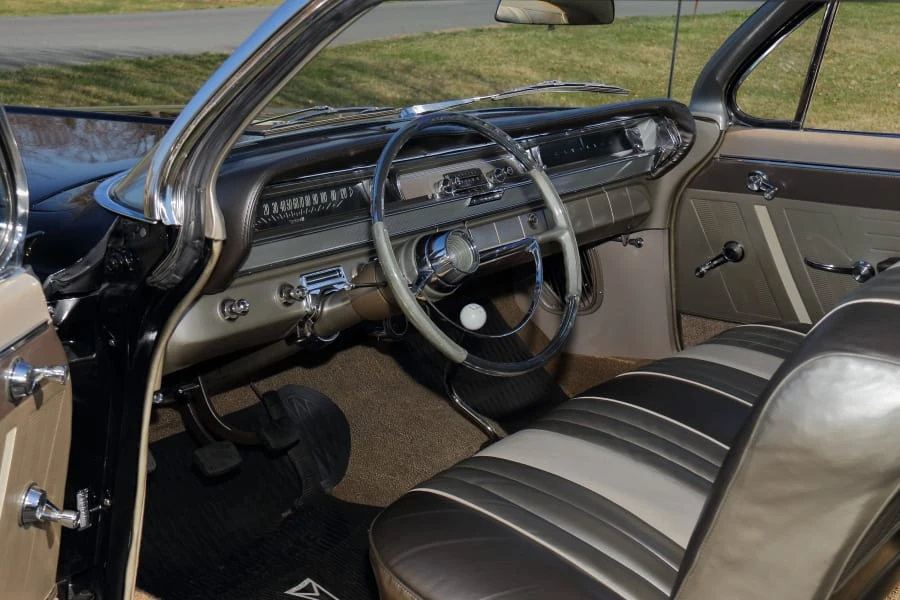 1962 Pontiac Catalina 3rd Gen - Image 25 of 31