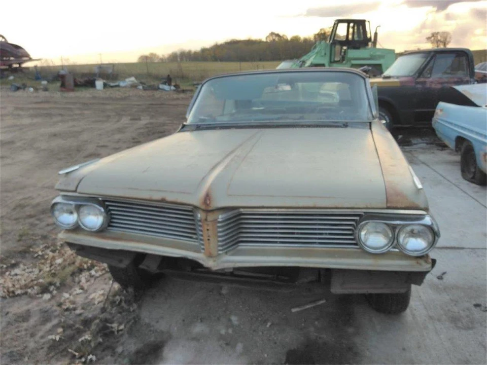 1962 Pontiac Grand Prix 1st Gen - Image 6 of 22