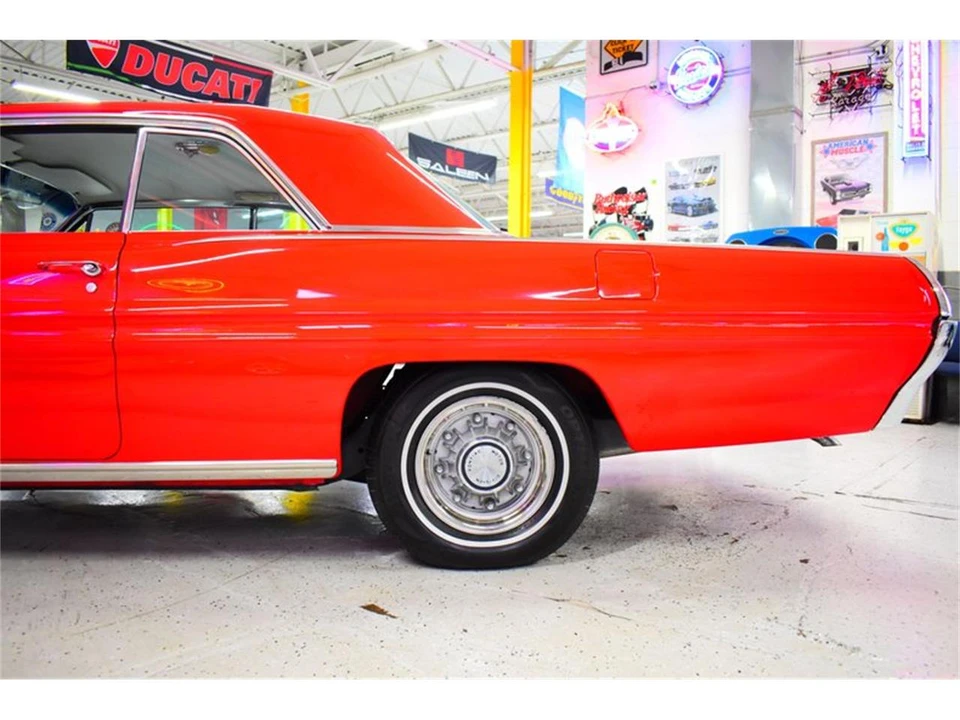1962 Pontiac Grand Prix 1st Gen - Image 22 of 31