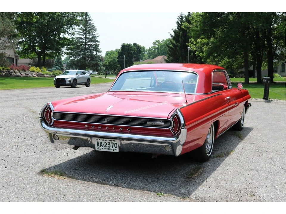 1962 Pontiac Grand Prix 1st Gen - Image 17 of 31