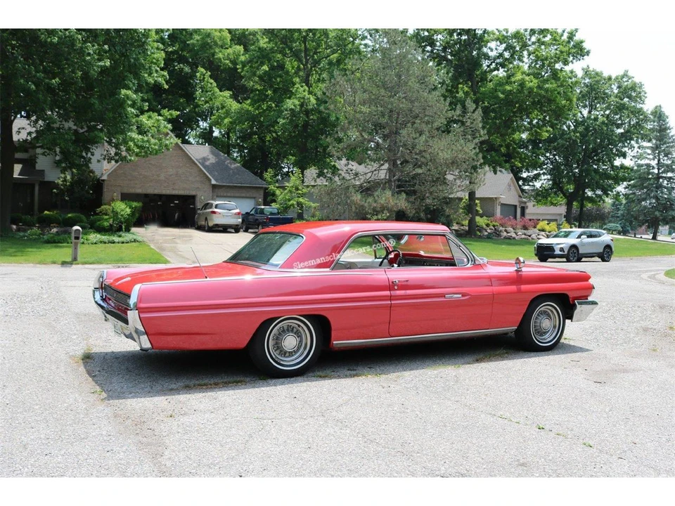 1962 Pontiac Grand Prix 1st Gen - Image 9 of 31
