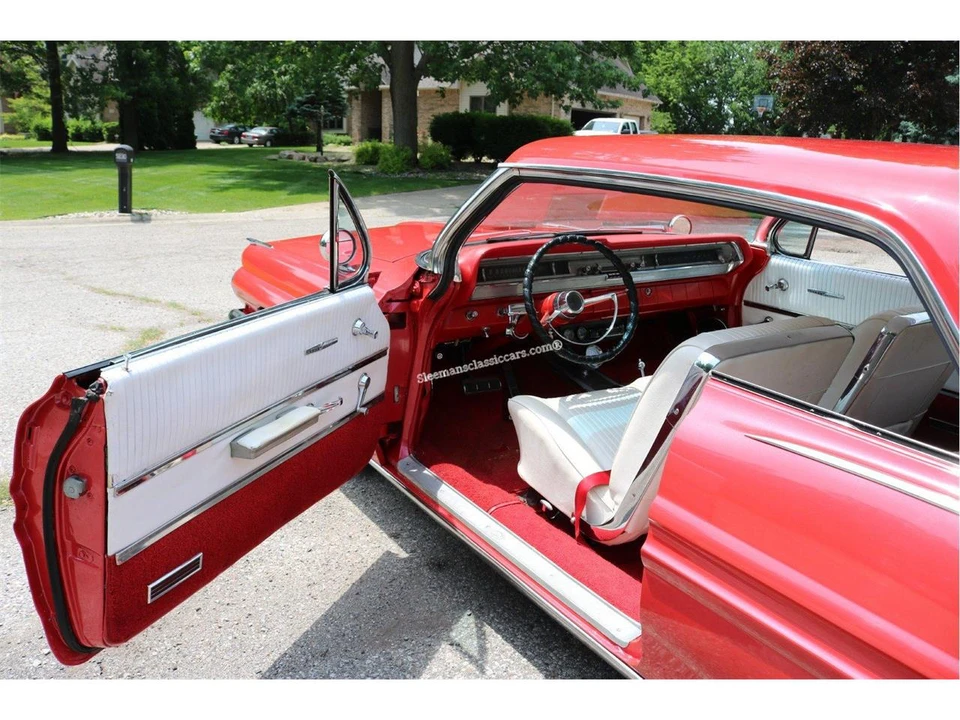 1962 Pontiac Grand Prix 1st Gen - Image 24 of 31