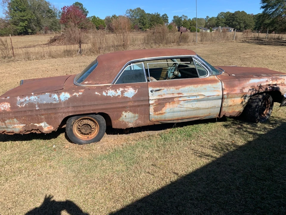 1962 Pontiac Grand Prix 1st Gen - Image 4 of 15