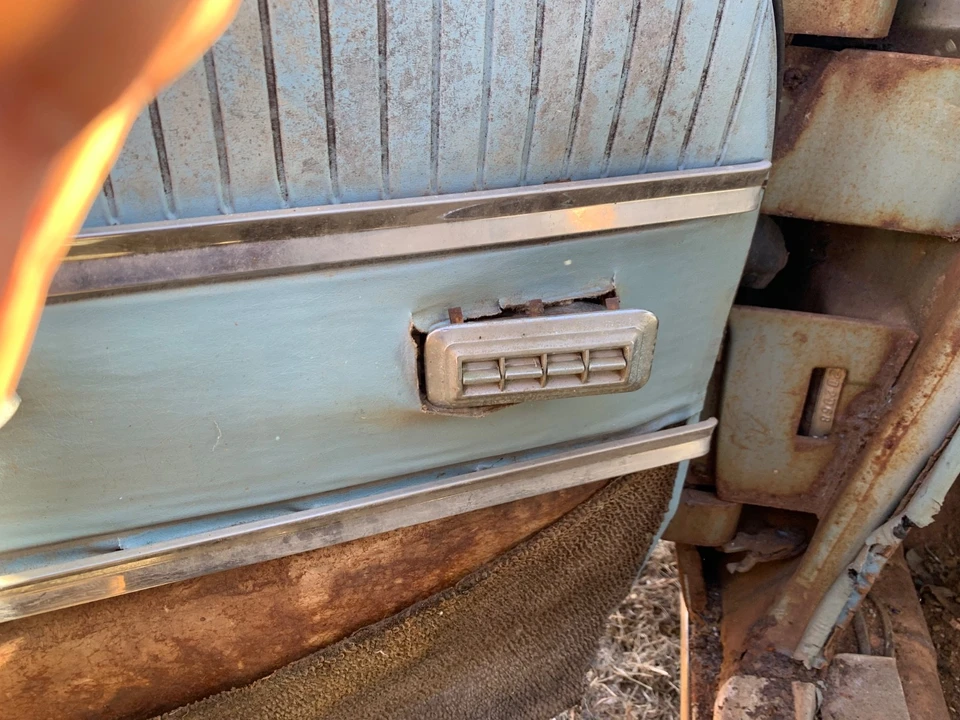 1962 Pontiac Grand Prix 1st Gen - Image 14 of 15
