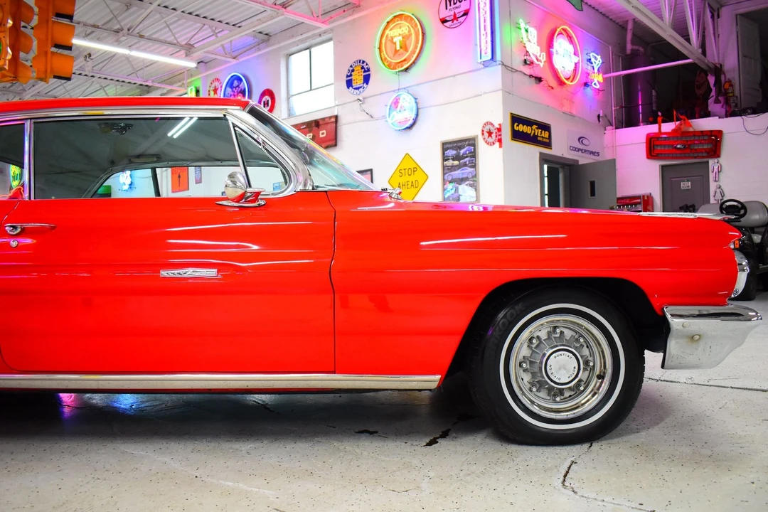 1962 Pontiac Grand Prix 1st Gen - Image 8 of 20
