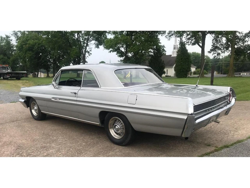 1962 Pontiac Grand Prix 1st Gen - Image 11 of 19