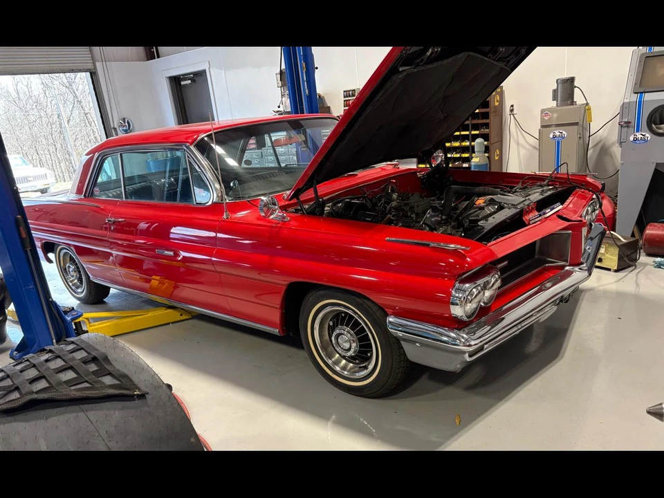1962 Pontiac Grand Prix 1st Gen - Image 16 of 22
