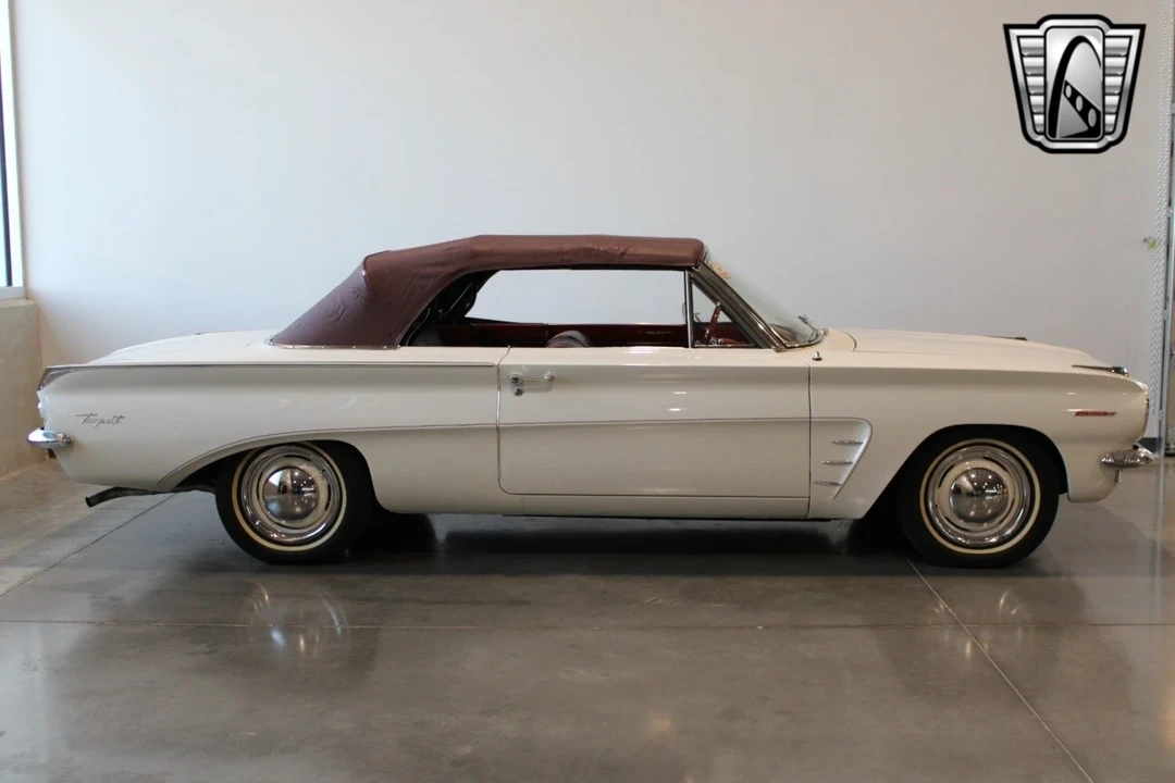 1962 Pontiac Tempest - Image 15 of 21