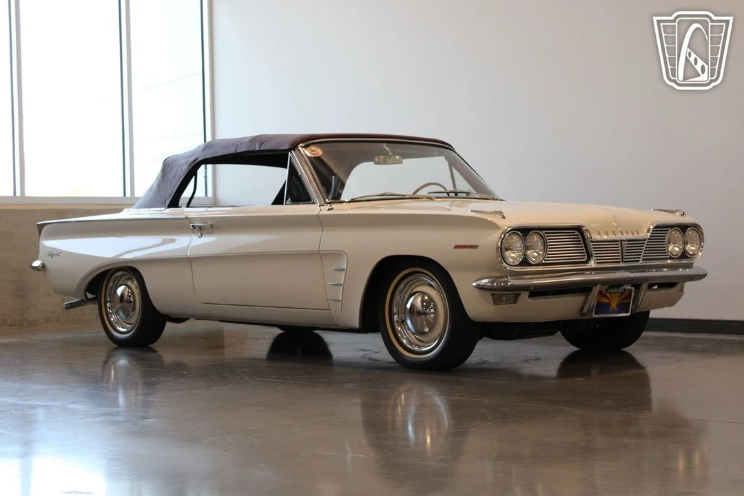 1962 Pontiac Tempest - Image 17 of 31