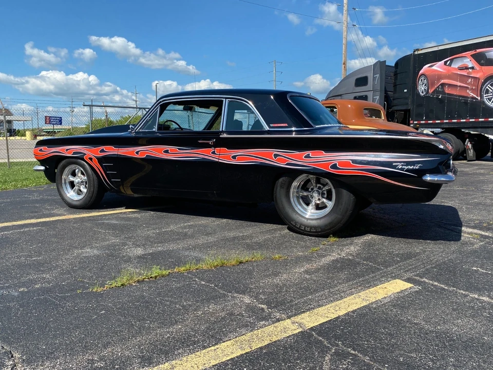 1962 Pontiac Tempest - Image 3 of 21